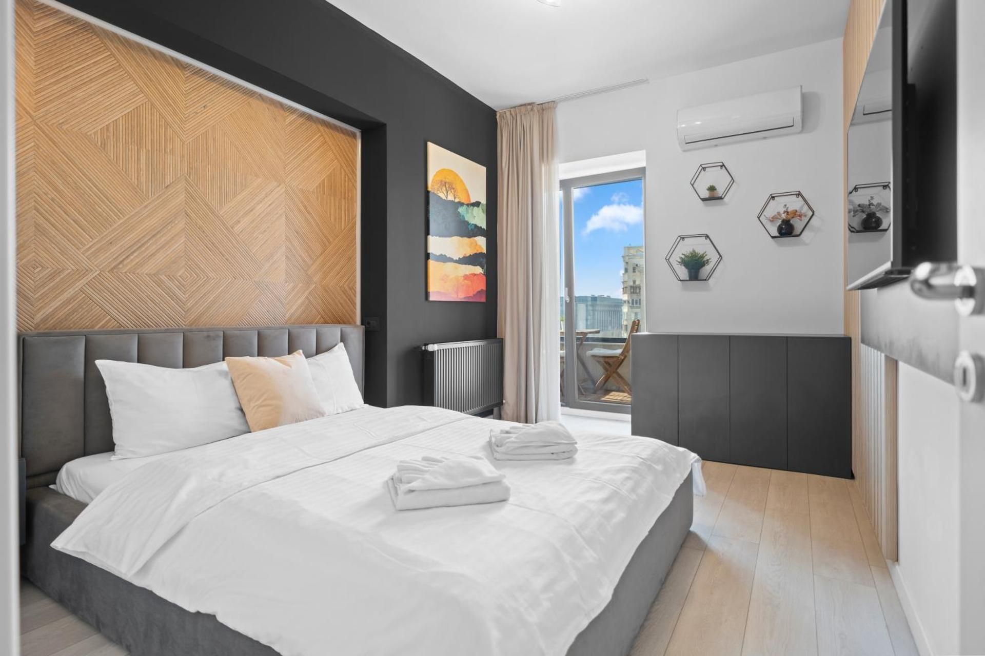 undefined Union Plaza Hotel 3