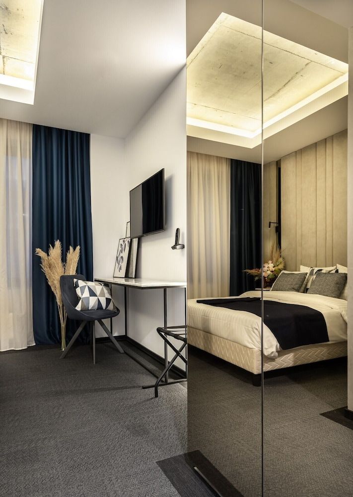 Union Plaza Hotel Superior Double Room