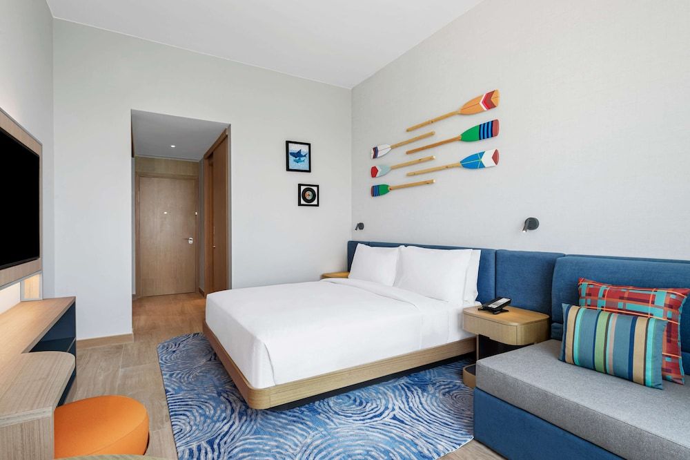 Room, 1 King Bed with Sofa bed, Sea View