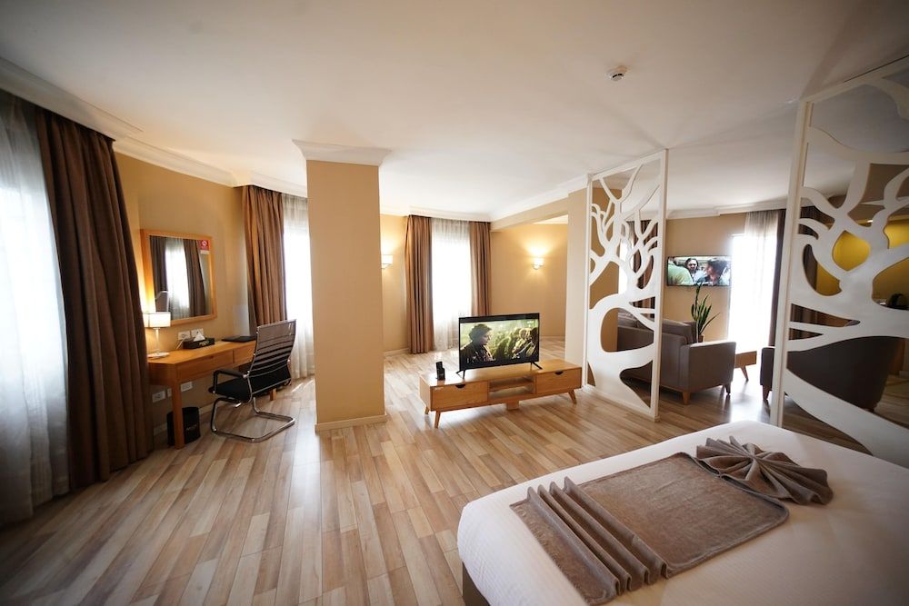 undefined Mado Hotel 9