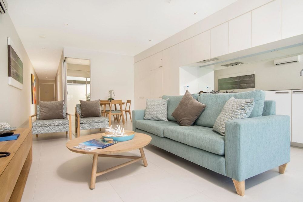 Pool Port Douglas 2 Bedroom Swim-up Pool View 11