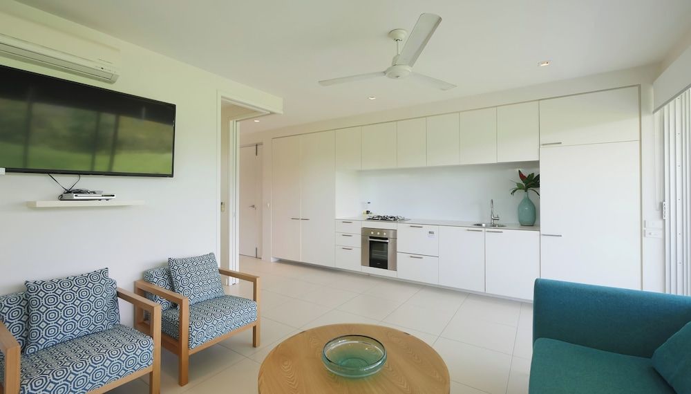 Pool Port Douglas 2 Bedroom Pool Access - Lap Pool 4