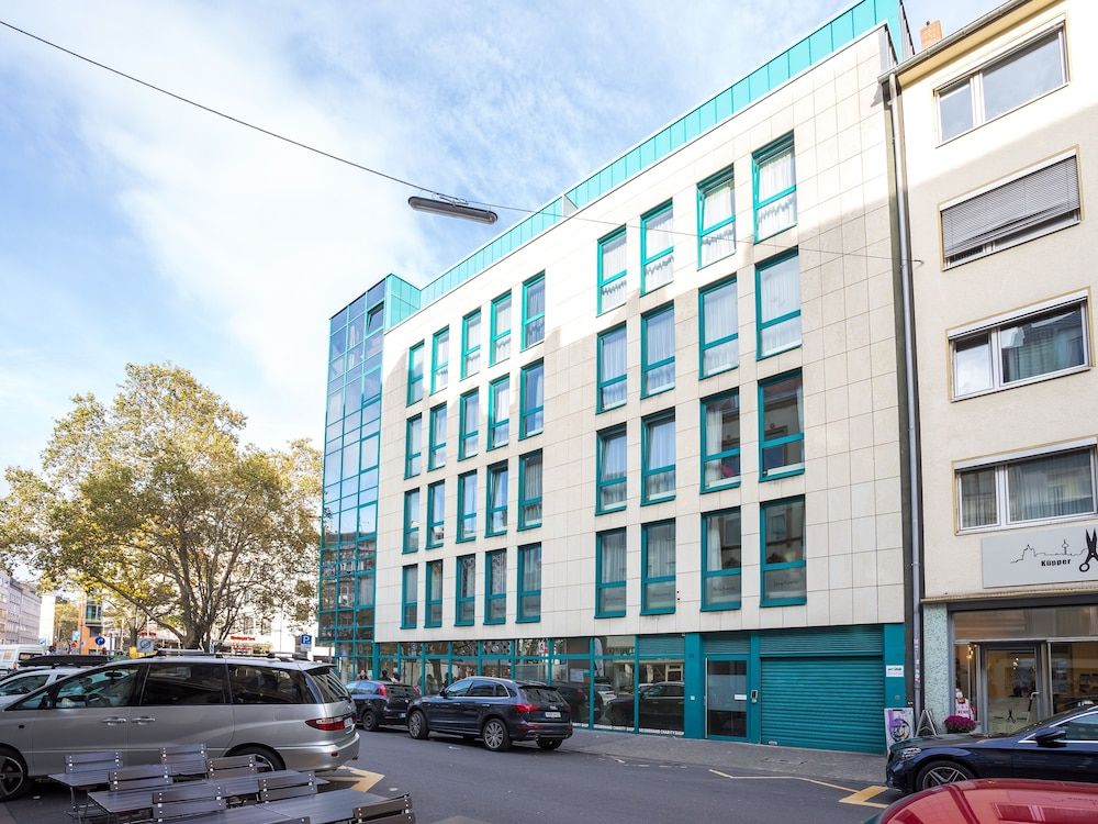 undefined limehome Köln Friesenplatz 6