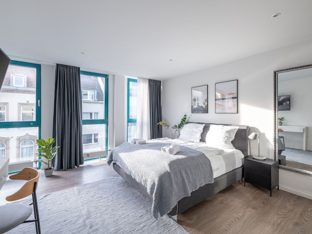 undefined limehome Köln Friesenplatz 10