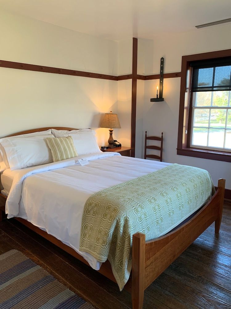 Shaker Village of Pleasant Hill