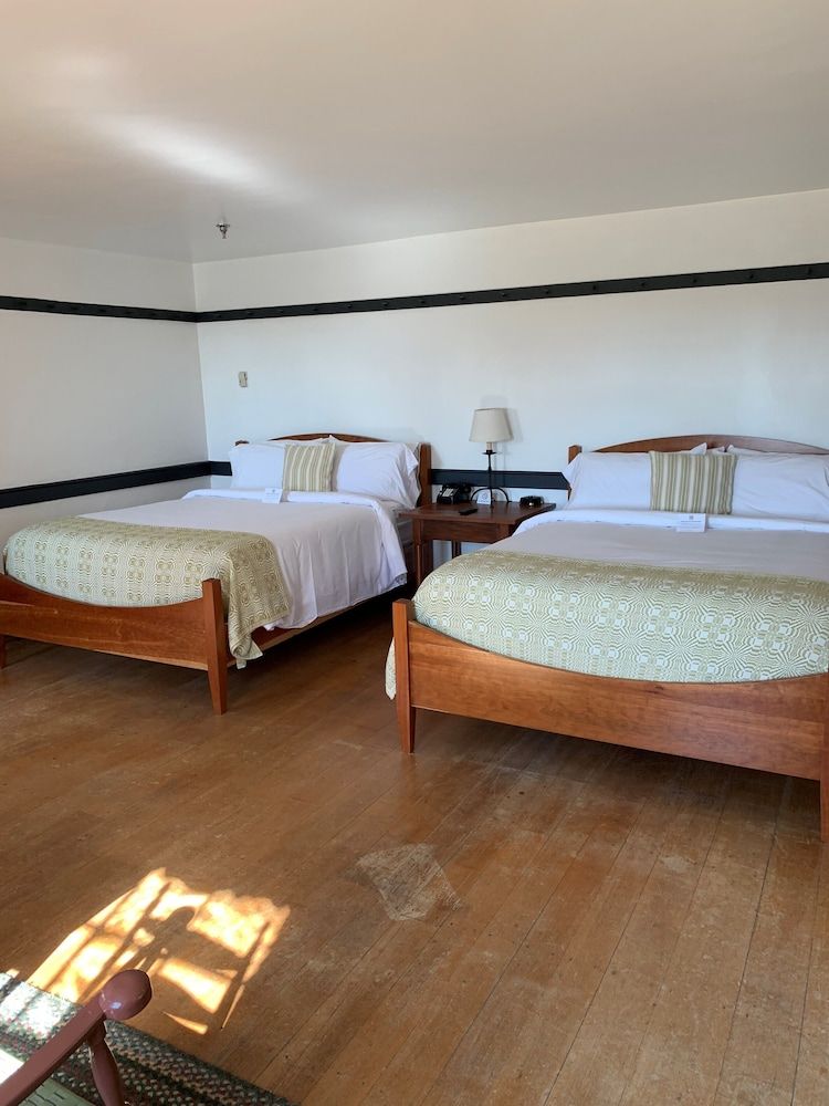 Deluxe Room, 2 Queen Beds