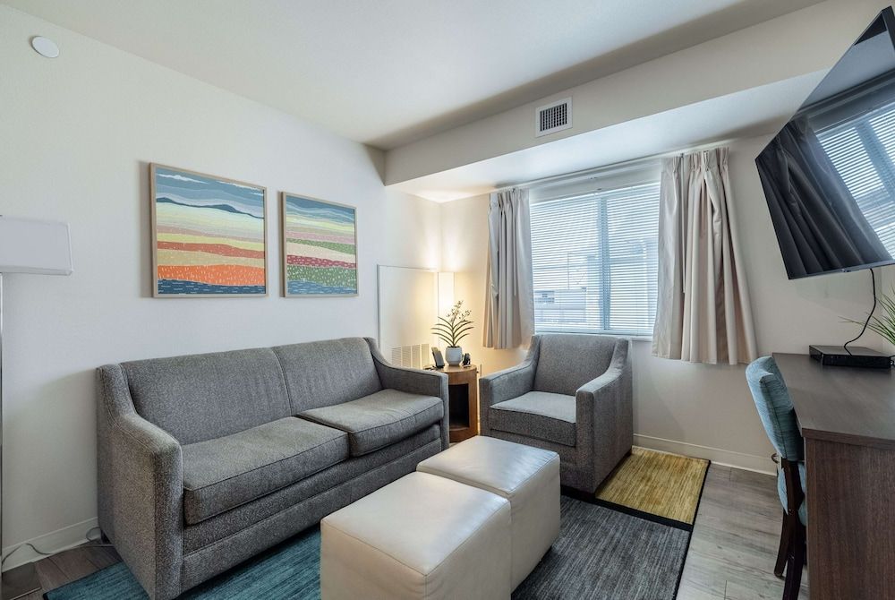 WaterWalk Extended Stay by Wyndham Wichita Suite, 1 Bedroom 4