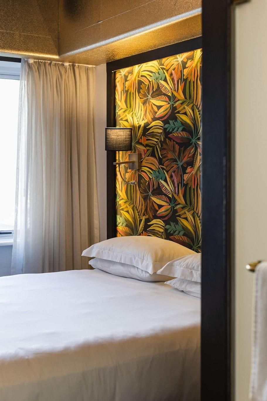 ONOMO Hotel Cape Town Foreshore Standard Queen Room 3