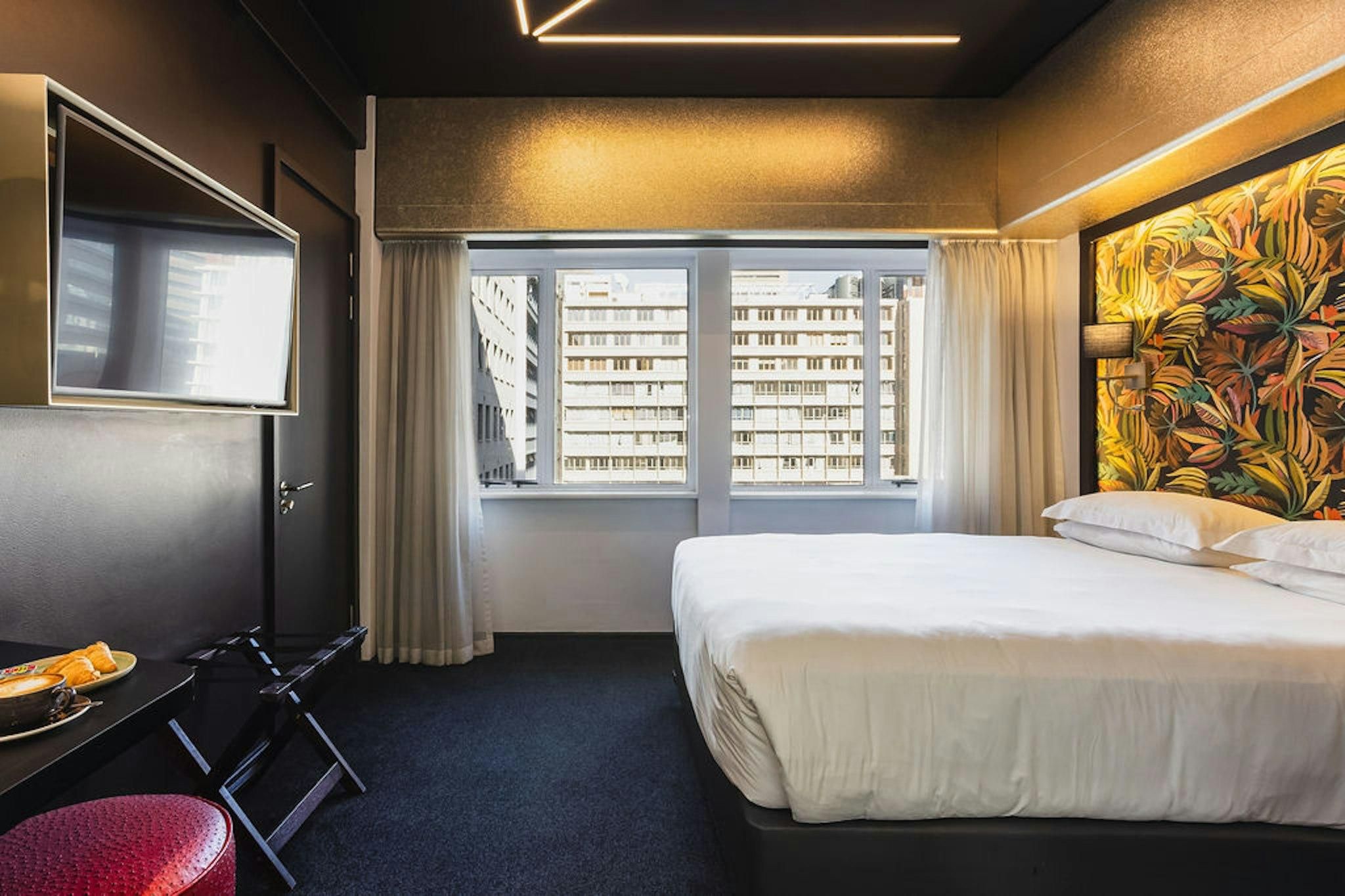 ONOMO Hotel Cape Town Foreshore Standard Queen Room 8