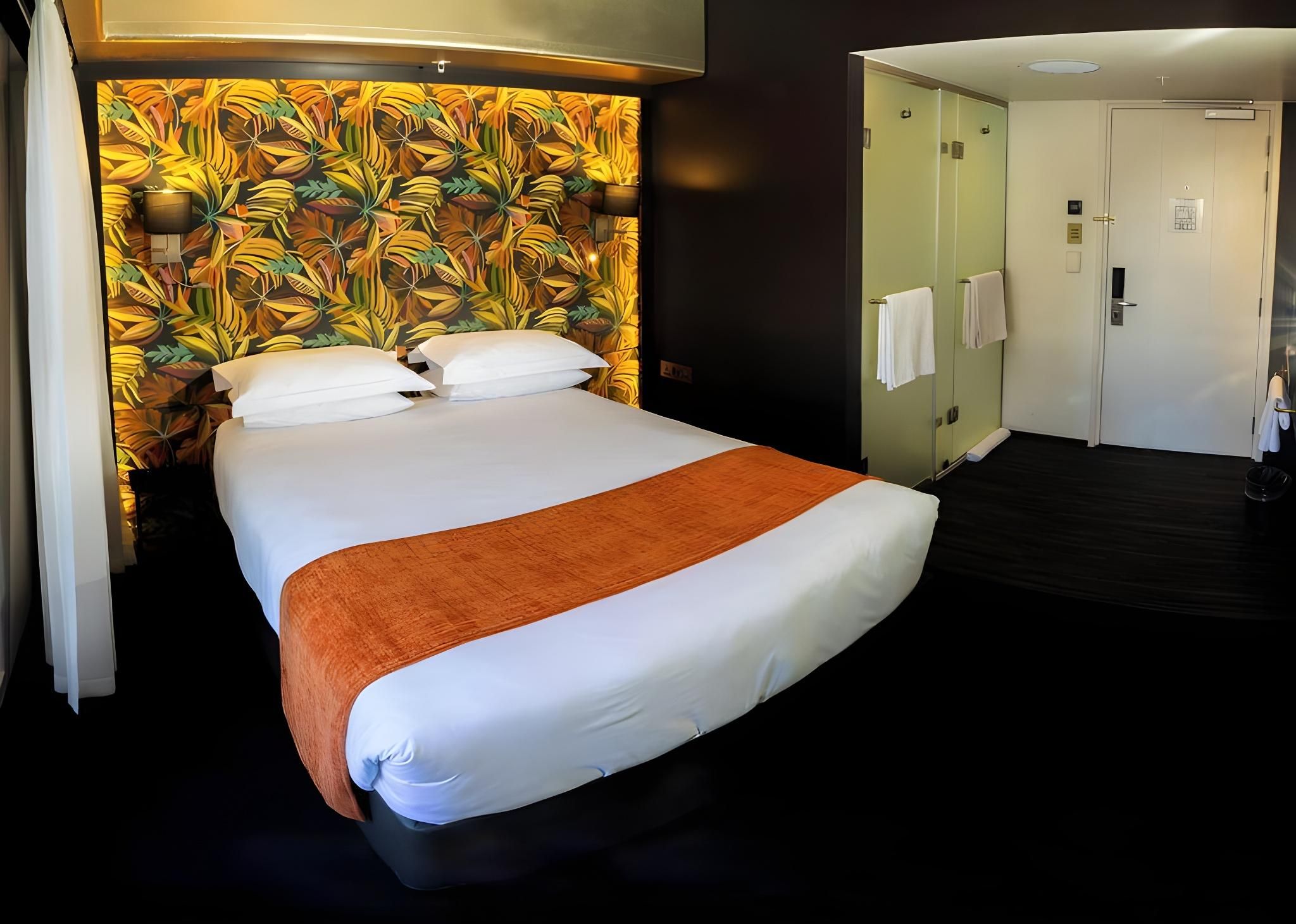 ONOMO Hotel Cape Town Foreshore Standard Queen Room 5