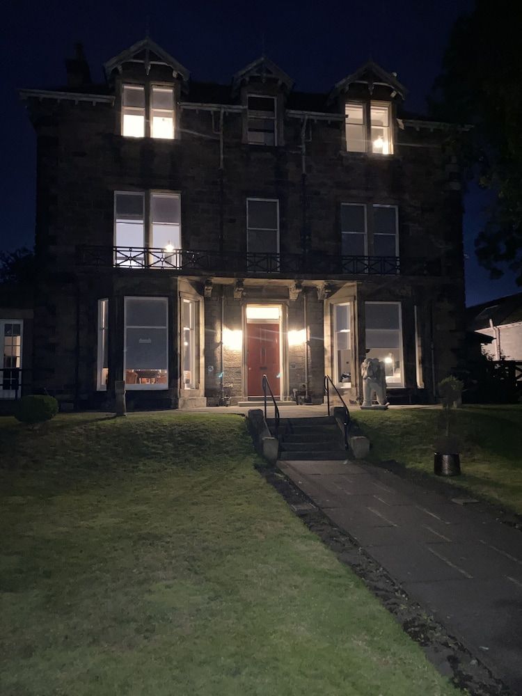undefined No 6 West Coates 5