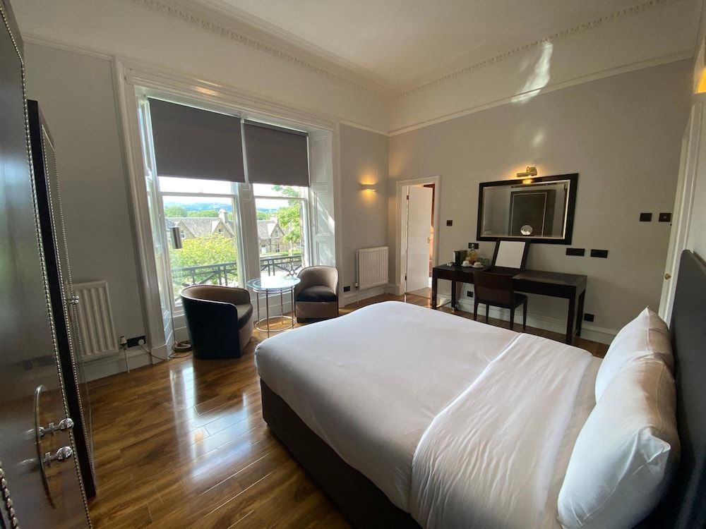 undefined No 6 West Coates