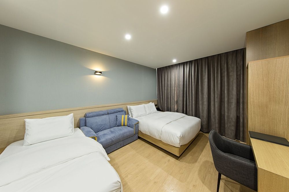 Notte La Mia Deluxe Twin Room, City View