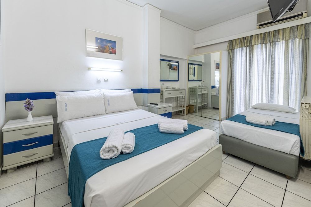 undefined ROY Hotel 2