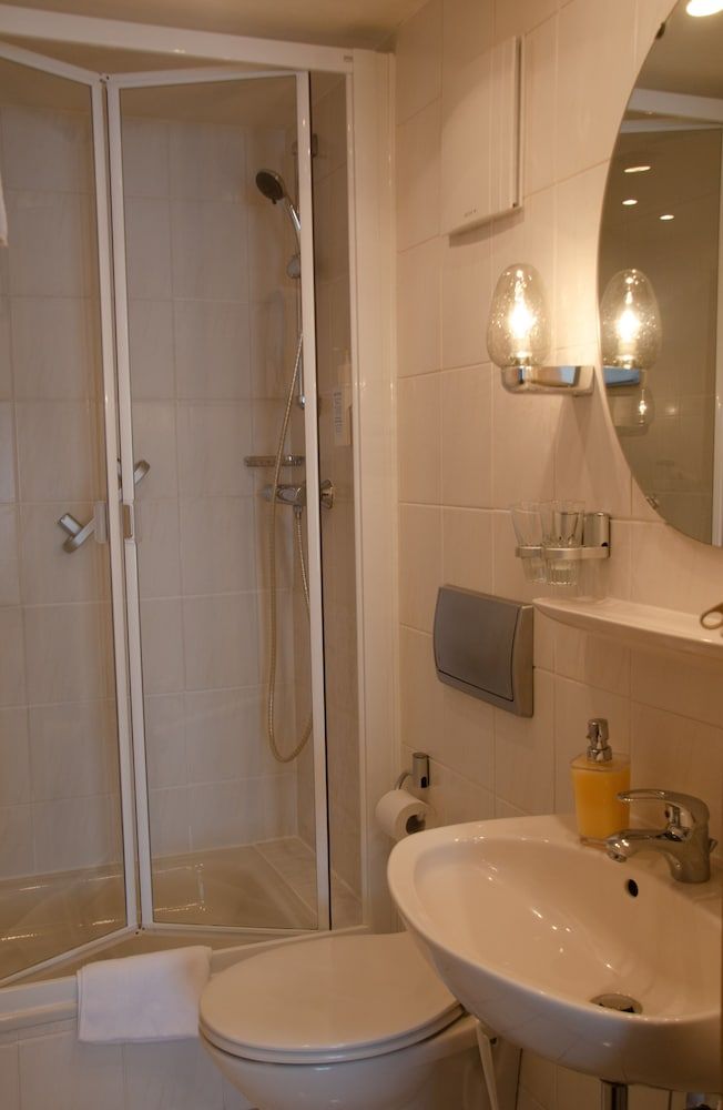 Hotel Morjan Club Single Room, River View 3