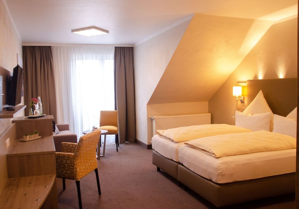 Hotel Morjan Superior Double Room, River View 2