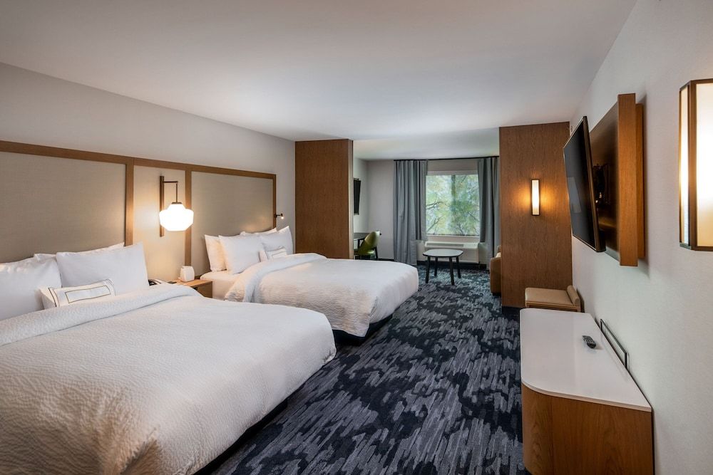 Suite, Multiple Beds