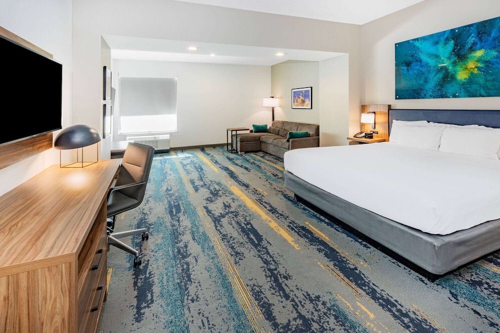 Deluxe Room, 1 King Bed, Non Smoking