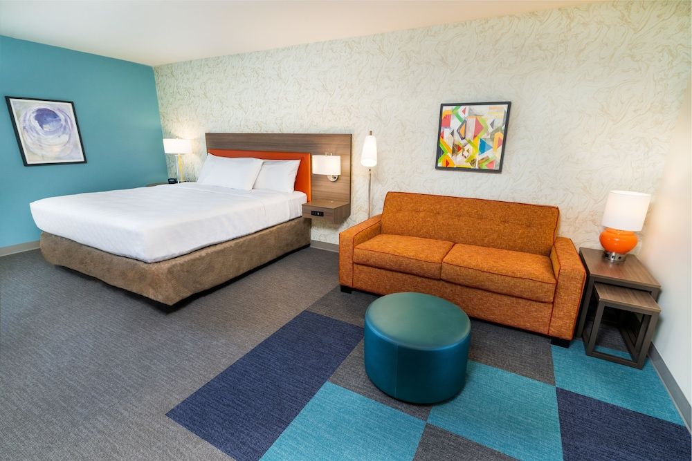 Studio, 1 King Bed, Accessible (Hearing)