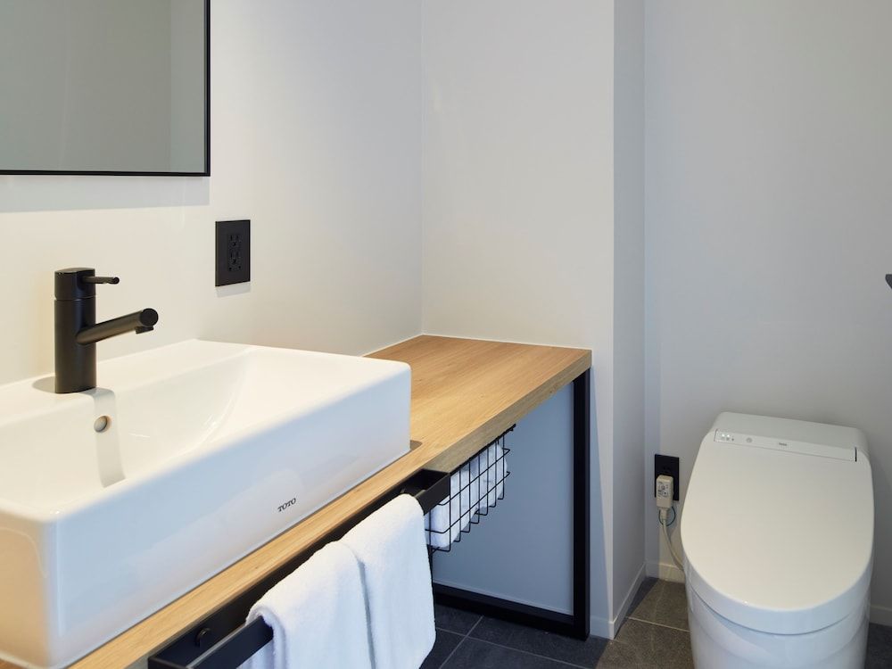 hotel androoms Nagoya Fushimi Standard Double Room, Non Smoking 8