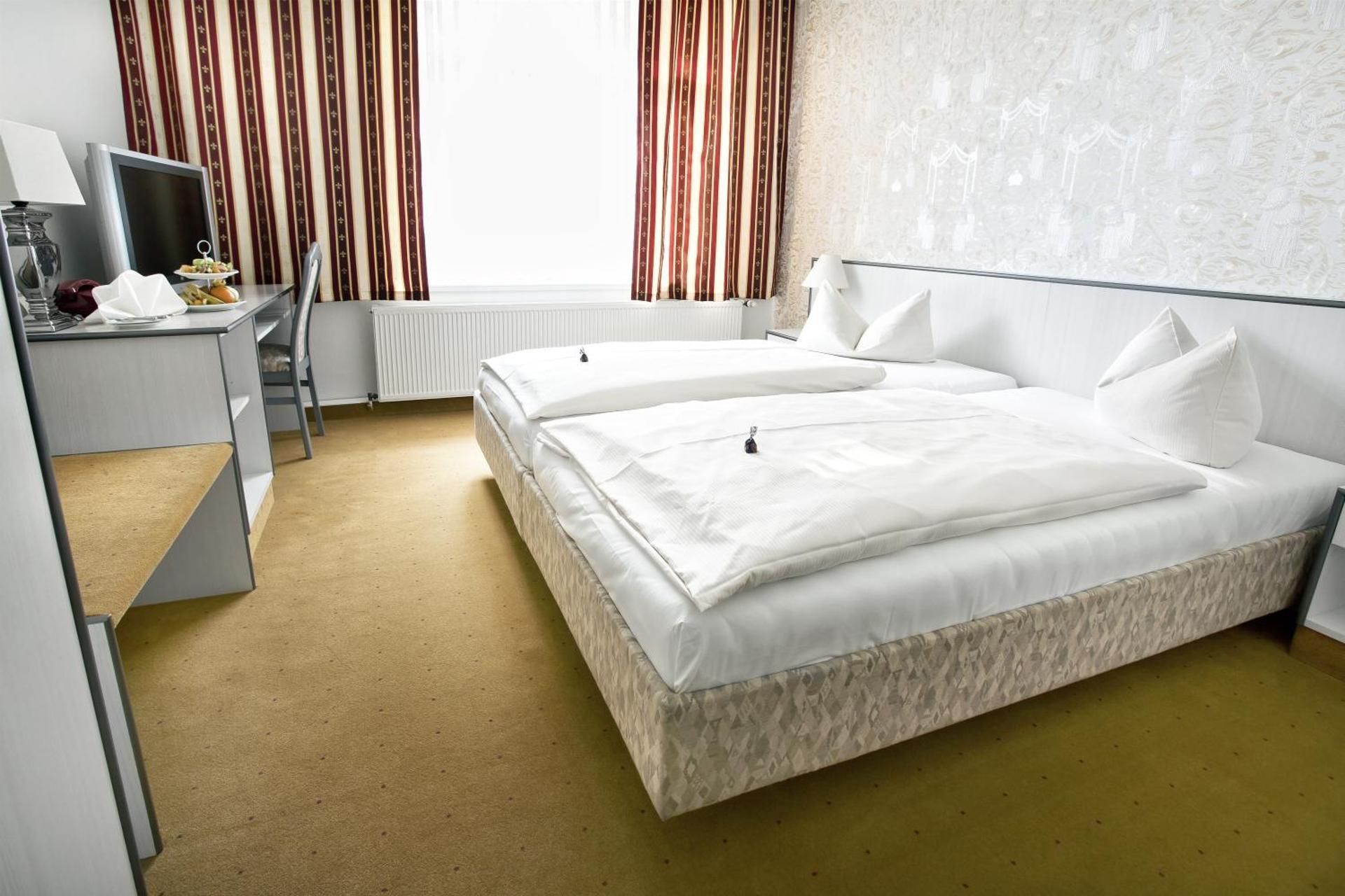 Deluxe Single Room