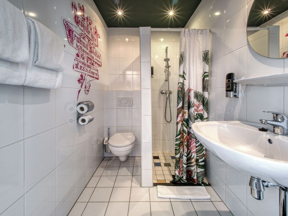 Hotel Alexander Twin Room 7