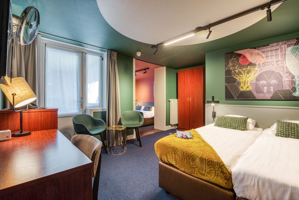 undefined Hotel Alexander
