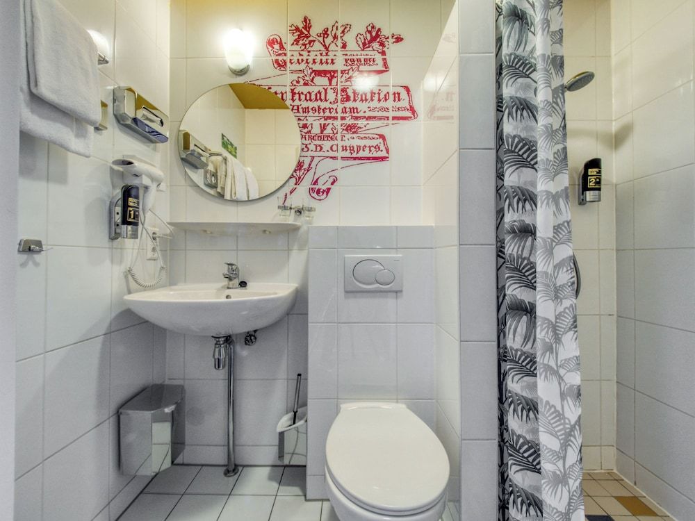 Hotel Alexander Double Room (small) 3