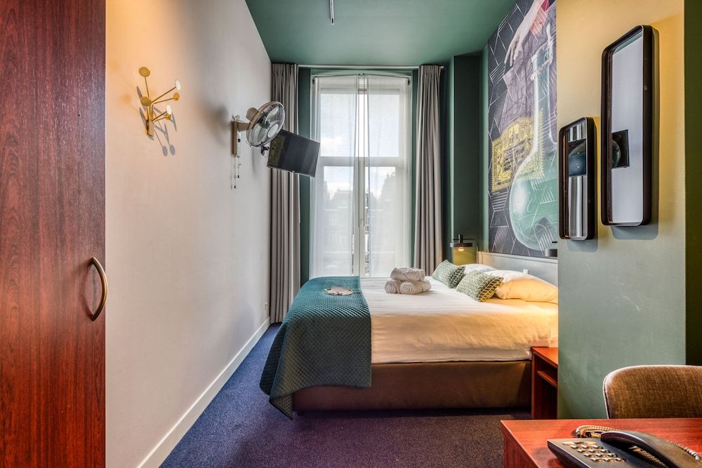 undefined Hotel Alexander 3