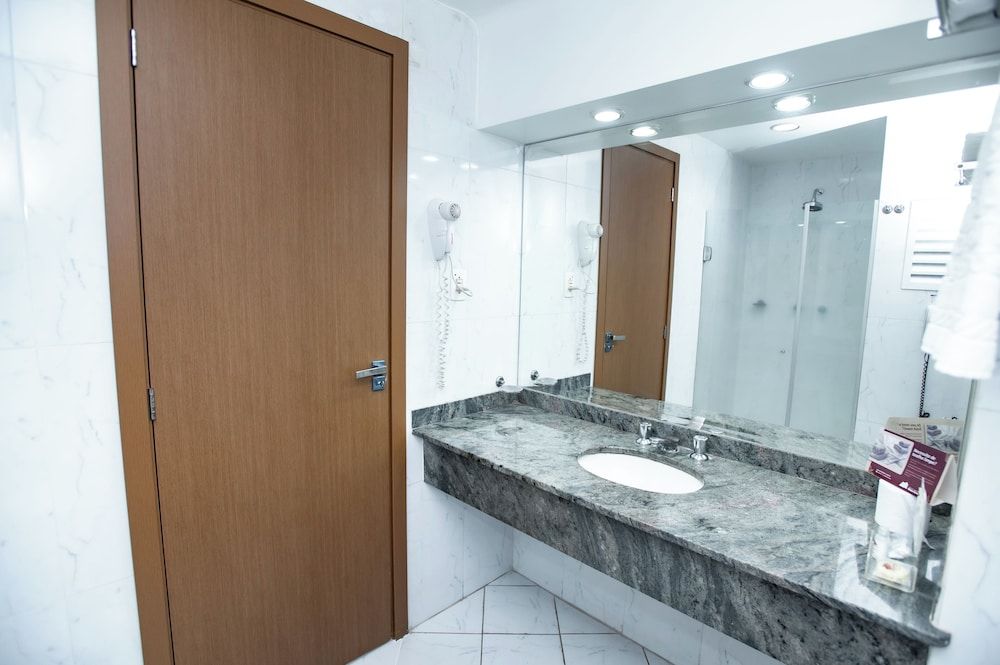 Paiaguás Palace Hotel Triple Room 5