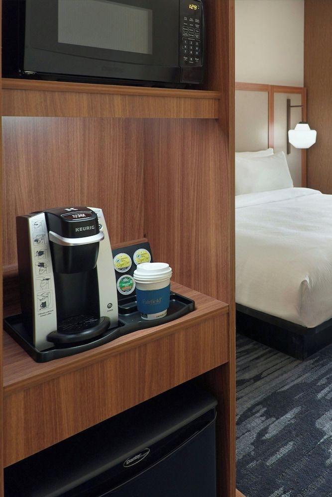 Suite, 1 King Bed with Sofa bed (Hearing Accessible)