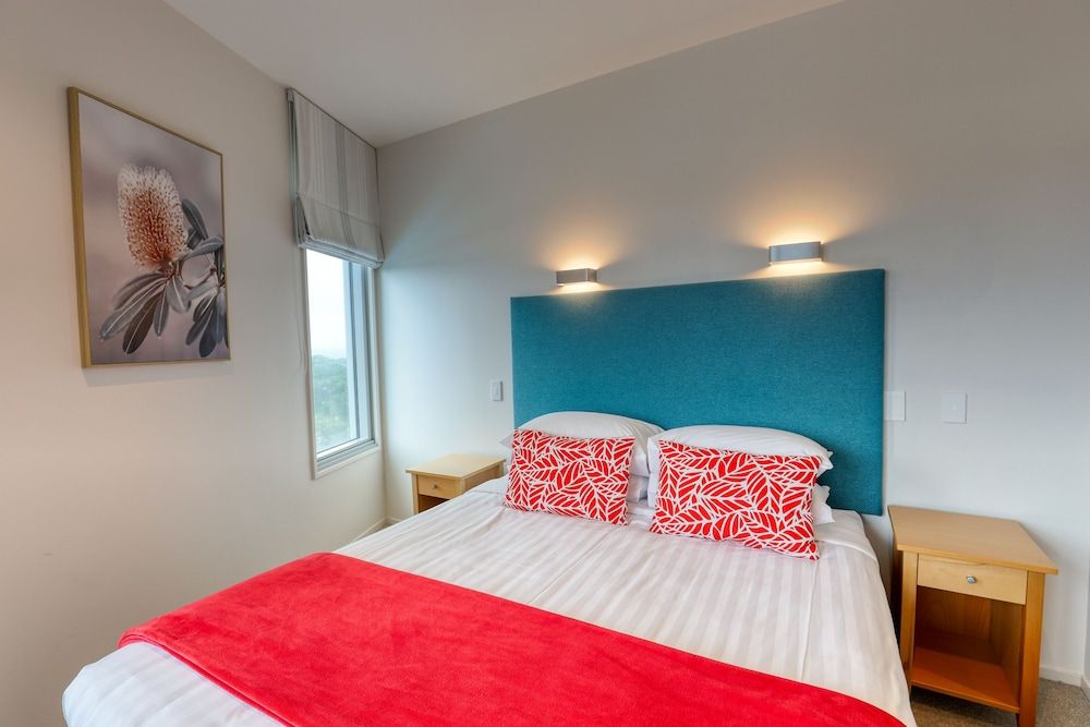 Marsden Suites Nautilus Orewa Two Bedroom Apartment with Sea View  Queen & Single