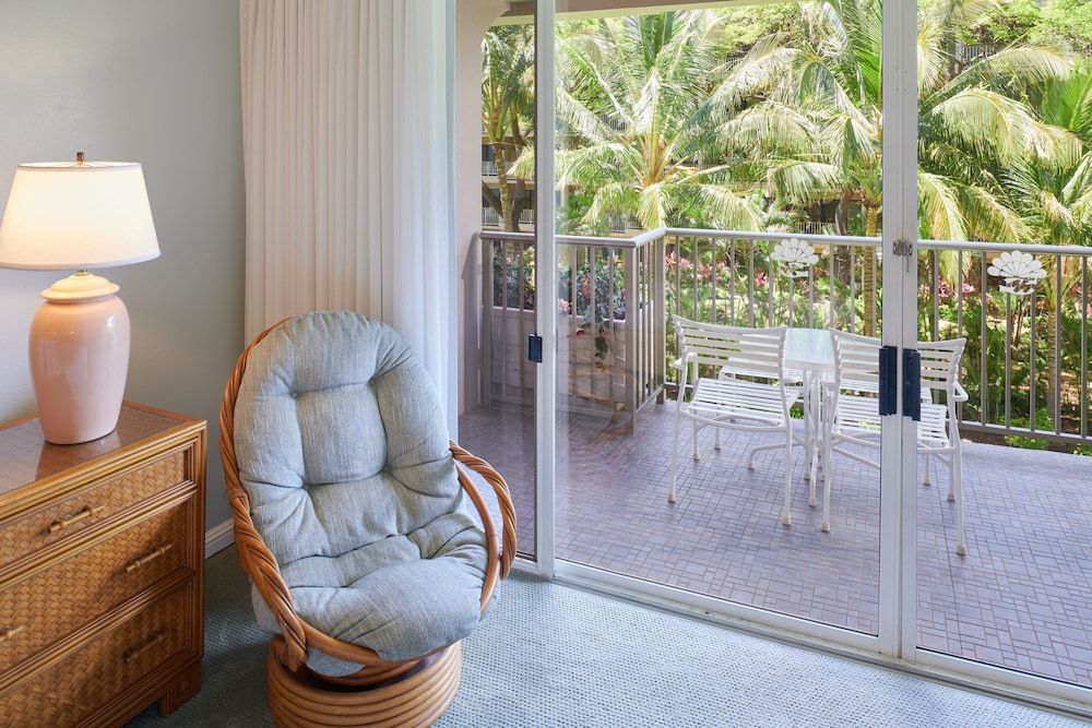 Studio, Kitchen, Garden View