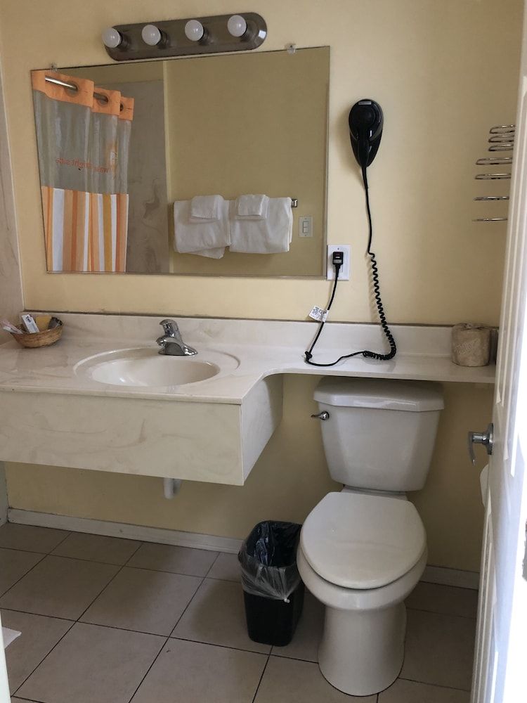 Encore Motel Near Marina Del Rey, Culver City & Venice Standard Single Room 12