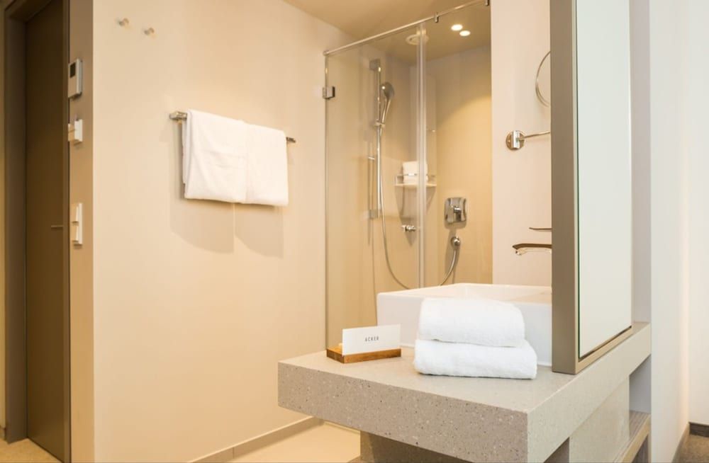 Das ACKER Hotel Deluxe Double Room 3