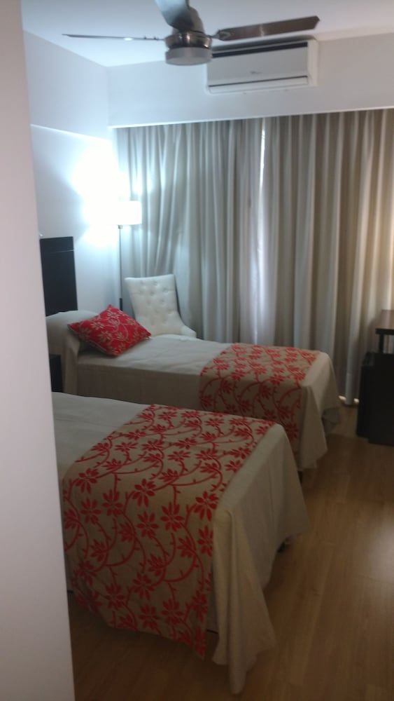 Palermo Bridge Superior Triple Room, City View