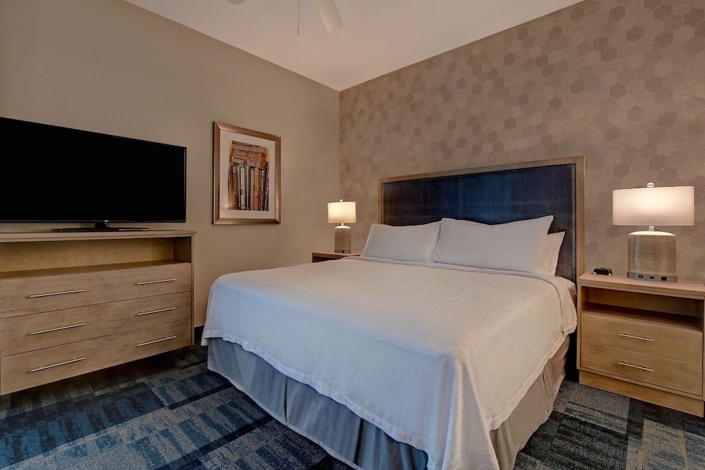 Studio Suite, 1 King Bed, Non Smoking