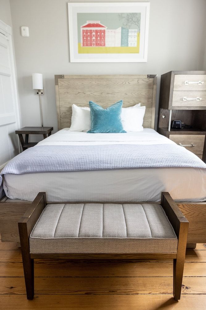 Deluxe Room, 1 Queen Bed