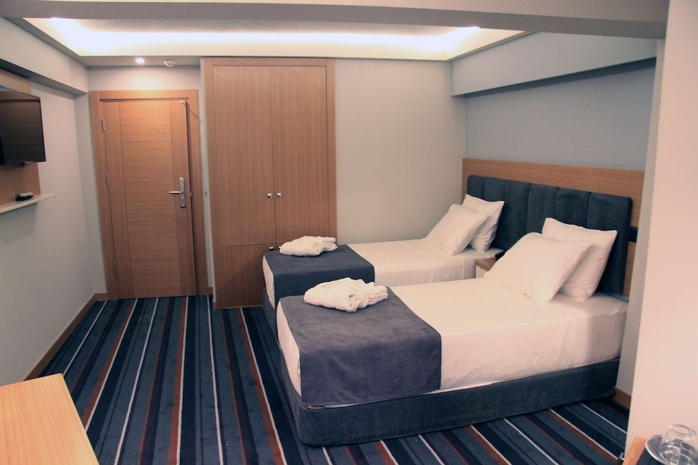 Bergama Hotel Twin Room