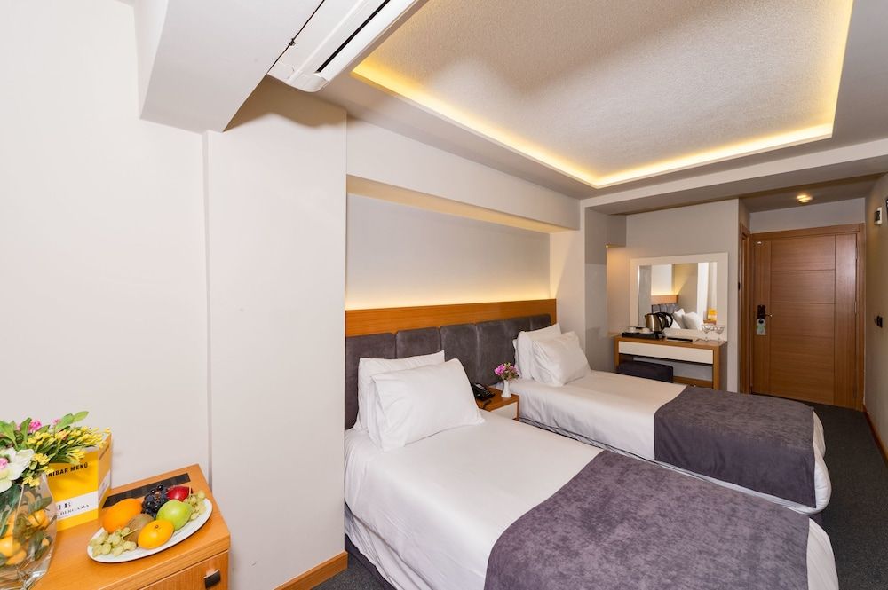 Bergama Hotel Twin Room 2