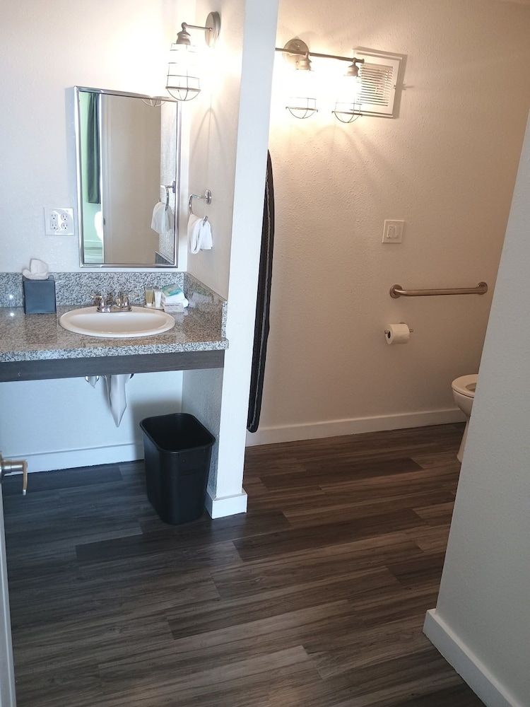 Queen Room Diasability Access