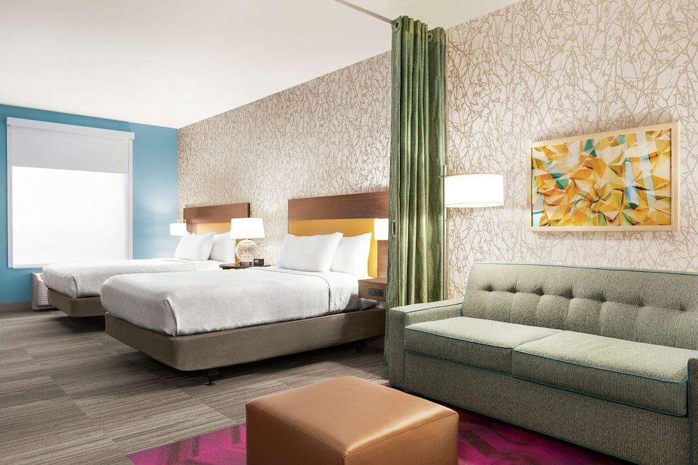Classic Studio, Multiple Beds, Kitchenette (2 Queen Beds & Sofa Bed)