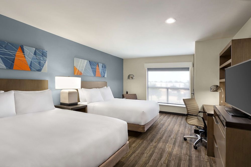 Room, 2 Queen Beds (Den, No Sofabed)