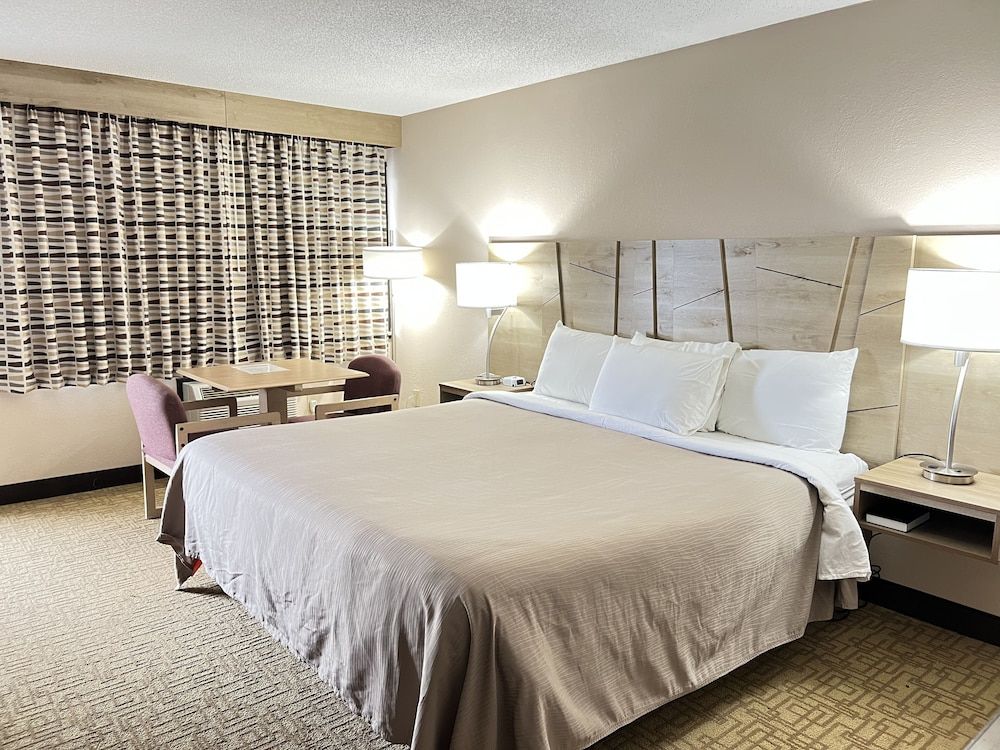 Suite, WhirlPool