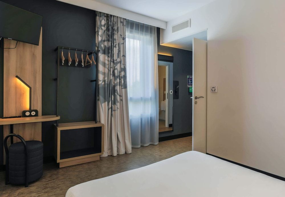 B&B HOTEL Thionville Centre Gare Double Room, Mobility Accessible, Non Smoking 7