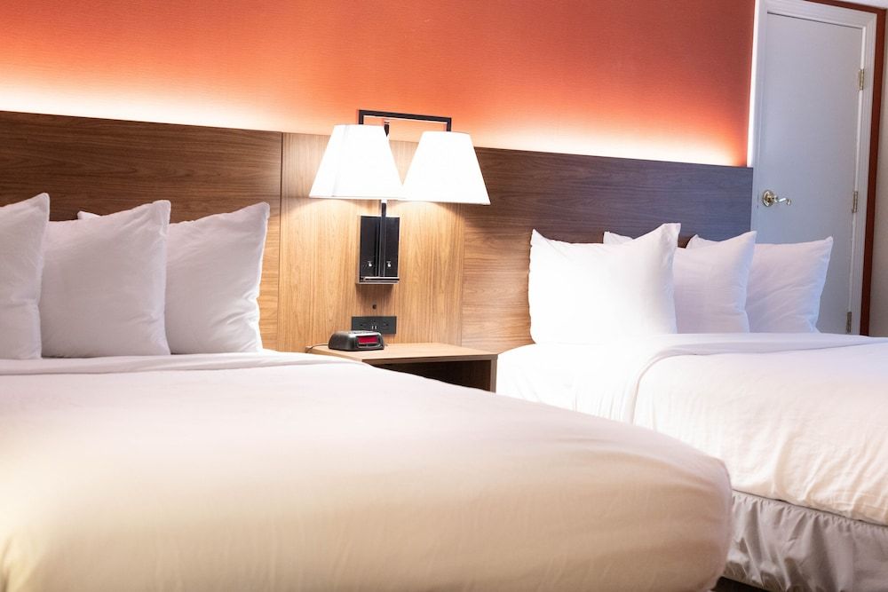 Suite, 2 Bedrooms, Accessible, Non Smoking (Mobility)