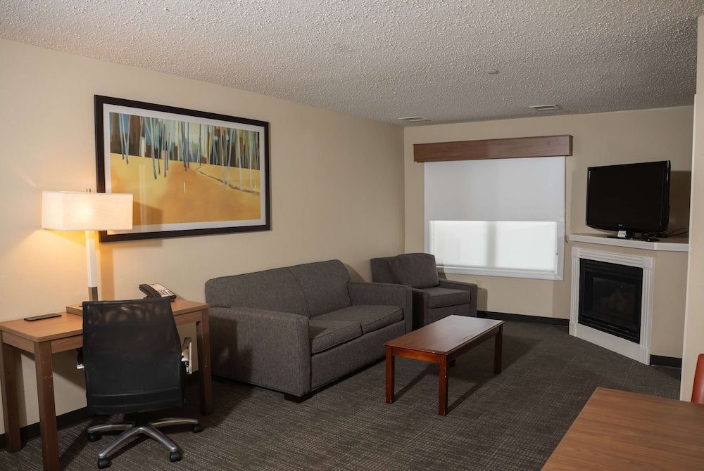 Suite, 2 Double Beds, Non Smoking (One-Bedroom)