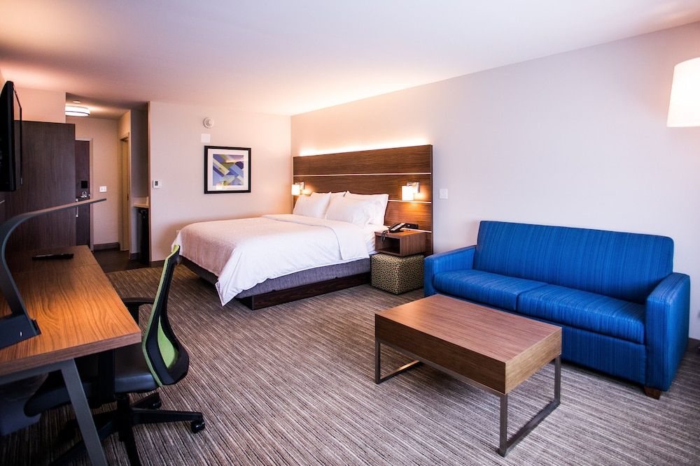 Suite, 1 King Bed