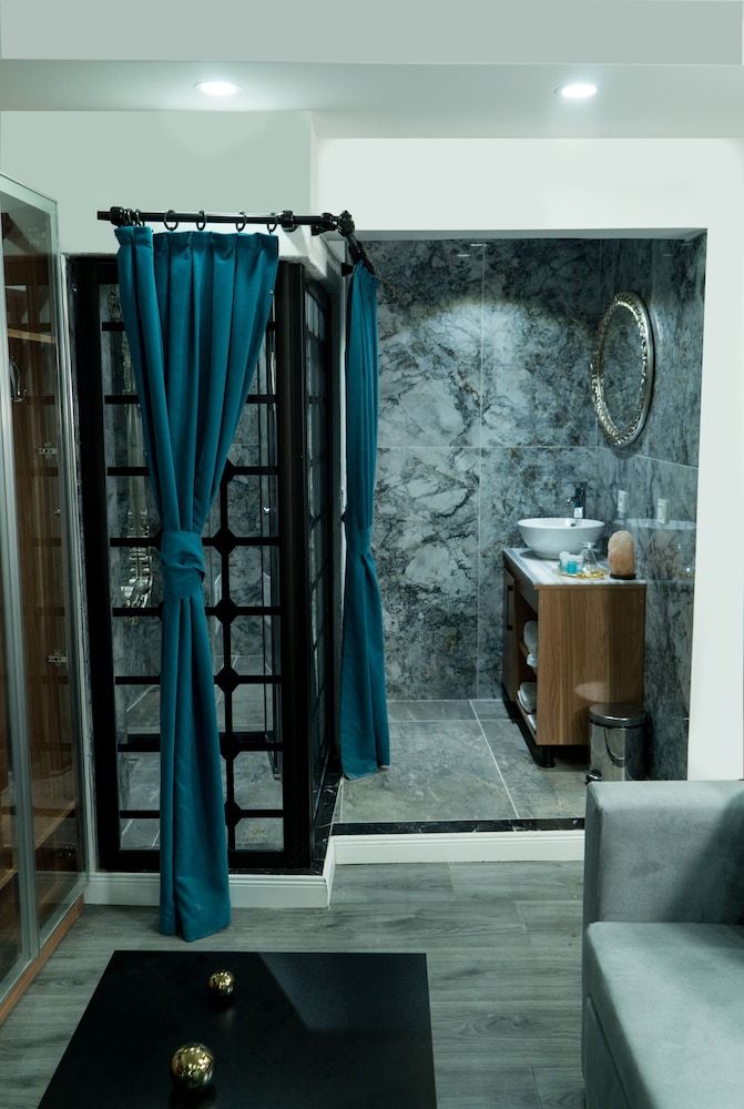 Taksim Yazici Residence Deluxe Double Room, City View 7