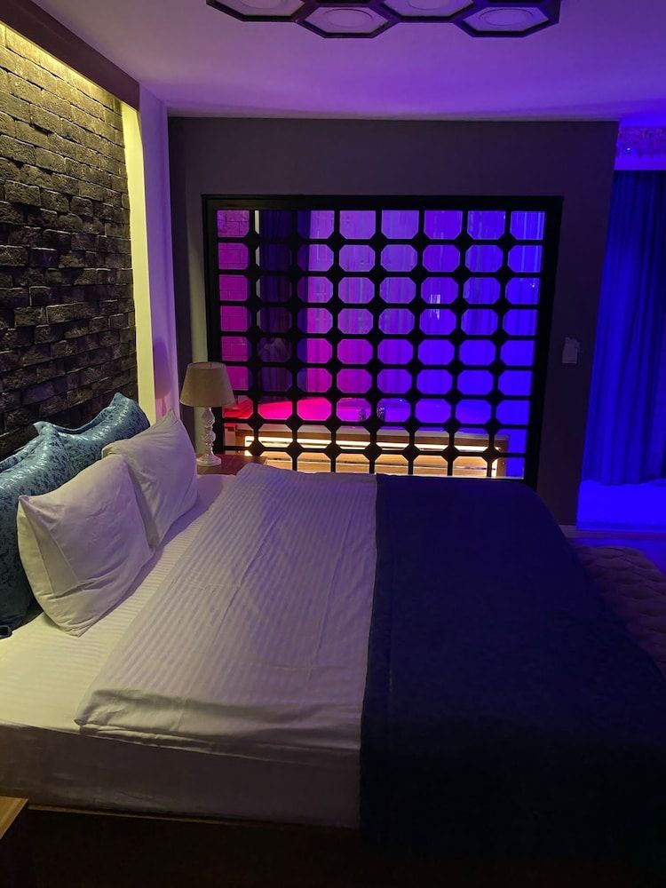 undefined Taksim Yazici Residence